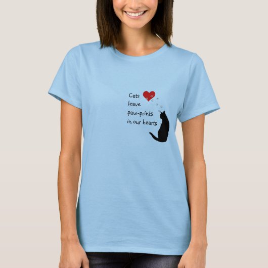 私達のハートの猫の許可の足プリント Tシャツ (正面)