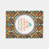 私達の冒険住んでいます フリースブランケット (正面(横))