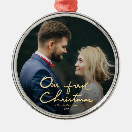 私達の初めてのクリスマスのシックな手教養があるクリスマス メタルオーナメント (正面)