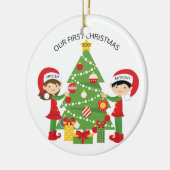 私達の初めてのクリスマスのパーソナライズなクリスマス セラミックオーナメント (左)