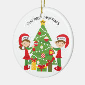私達の初めてのクリスマスのパーソナライズなクリスマス セラミックオーナメント (左)