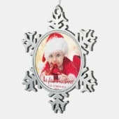 私達の初めてのクリスマスの赤い原稿の写真 スノーフレークピューターオーナメント (右)