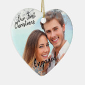 私達の初めてのクリスマス婚約したなw。 あなたの写真-ハート セラミックオーナメント (右)