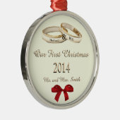 私達の初めてのクリスマスw/ringsおよび弓オーナメント メタルオーナメント (右)