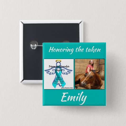 私達の取られる名誉を与えること、エミリーMcgeeボタン 缶バッジ (正面&裏面)