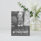 私達の家族はおもしろいな妊娠2つの足の育っています 案内ポストカード (スタンド正面)