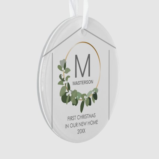 私達の新しい家|のモノグラムのリースの初めてのクリスマス オーナメント (正面)