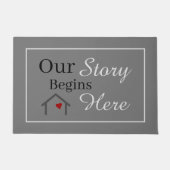 私達の物語は玄関マットをここに始めます ドアマット (正面)