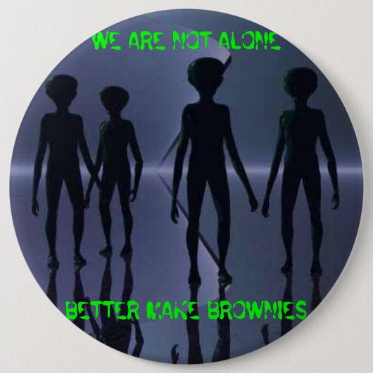 私達はだけではないです -- ボタン 缶バッジ (正面)