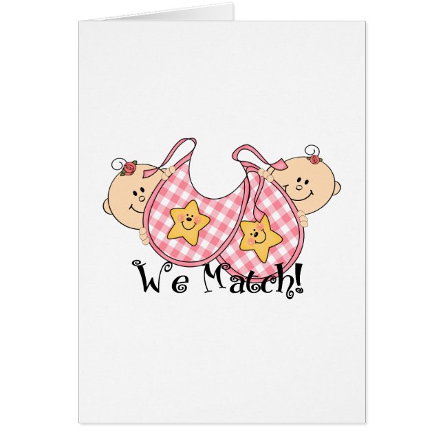 私達はよだれかけに双生児をかいま見ることを2人の女の子マッチさせます (正面)