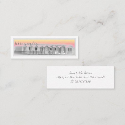 私達はビーチ小屋、日没カードの海岸を動かしました スキニー名刺 (正面/裏面)