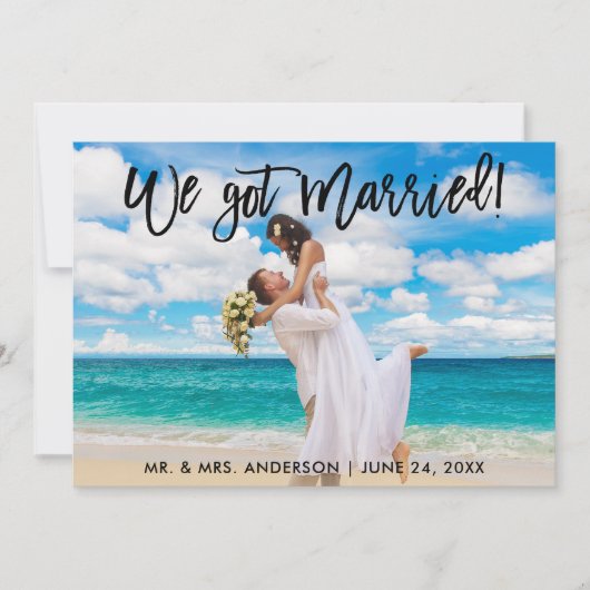 私達はブラシの原稿のお祝いの招待Bを結婚しました 案内状 (正面)