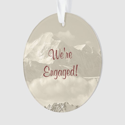 私達は婚約のための婚約したな記念品です オーナメント (正面)