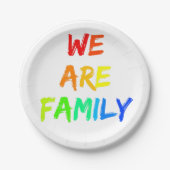 私達は家族の虹の日光の採用のデザインです ペーパープレート (正面)