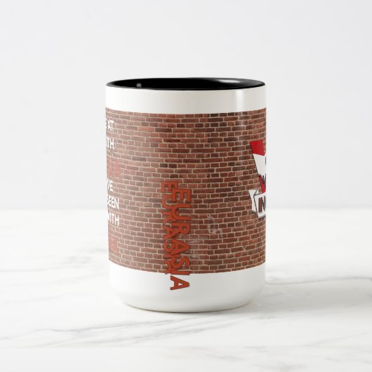 私達は東アジアのマグとの戦争に常にあったありますことが ツートーンマグカップ (中央)