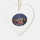 私達は決して9-11捧げ物を忘れません セラミックオーナメント (左)