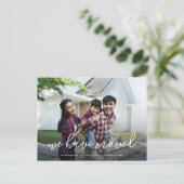 私達は|のシンプルな写真の移動発表を動かしました インビテーションポストカード (スタンド正面)