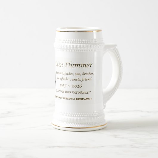 "私達へ彼は世界"のケンPlummerの記念物でした ビールジョッキ (正面右)