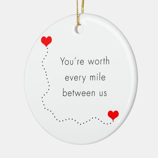 私達間のあらゆるマイルの価値を持つミニマリスト"あなたは" セラミックオーナメント (左)