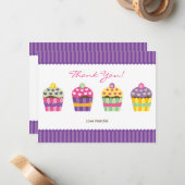 私達"ハート"のカップケーキのメッセージカード ノートカード (正面/裏面インサイチュ)