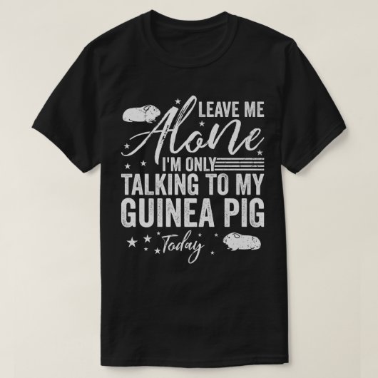 私離れは一人でモルモットと話しかけている Tシャツ (デザイン正面)