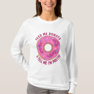 私食べ物を与えはTシャツを着てかわいらしいる Tシャツ