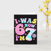 私6歳から7歳 67 ミーム グルーヴィー レトロ 7歳の誕生日 カード (黄色い花)