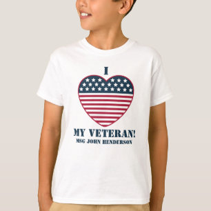 「私(ハート)退役軍人!」 カスタマイズ可能 Tシャツ