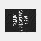 私_皮肉_決して皮肉に皮肉なことわざ フリースブランケット (正面(横))