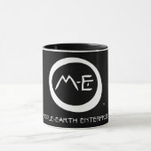 私MIDDLE-EARTH ENTERPRISES™のマグ マグカップ (中央)
