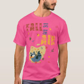 秋がやってきた アライグマ 秋 Tシャツ (正面)
