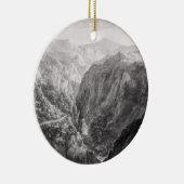 秋が付いている悪魔の橋のインからの場面 セラミックオーナメント (右)