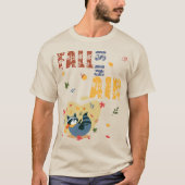秋が空気の中にいるアライグマ Tシャツ (正面)