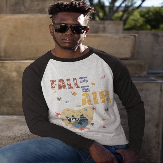 秋が訪れるアライグマ Tシャツ