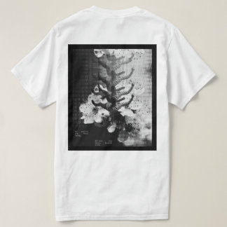 秋とグレース – 詩的なグランジフローラTシャツ Tシャツ