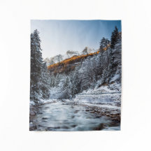 秋と冬の川、森と山