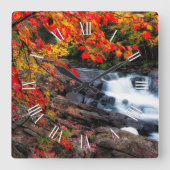 秋と秋の滝ビュー スクエア壁時計 (正面)