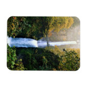 秋にマルチノマ滝でOR マグネット (横)