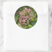 秋のあじさい開花ウィズゴールデンホスタ葉ズ ラウンドシール (バッグ)