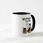 秋のお茶の魔女と本 マグカップ (正面右)