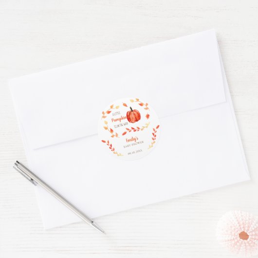秋のちいさなかぼちゃのベイビーシャワー 水彩の葉 ラウンドシール (封筒)
