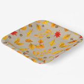 秋のどんぐりや葉り ペーパープレート (傾斜あり)