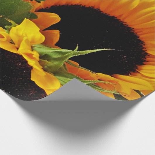 秋のはっきりした花束の中の明るいひまわり ラッピングペーパー (角)