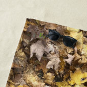 秋のイエロー葉コレクション ビーチタオル (インサイチュ)