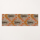 秋のウサギが白い上に ヨガマット (正面(横))