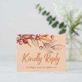 秋のエレガント地球トーンテラコッタウェディングRSVP ポストカード (スタンド正面)