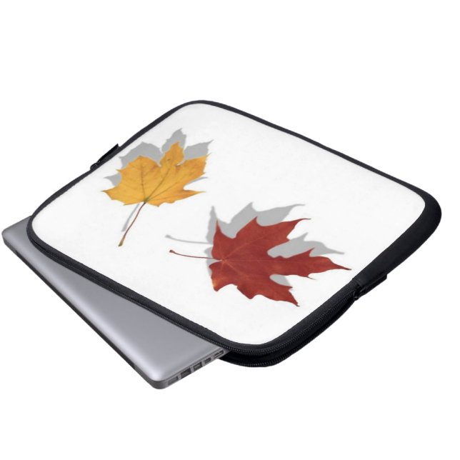 秋のエレクトロニクスバッグ ラップトップスリーブ (正面下部)