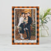秋のオレンジ色の格子模様の写真ハッピーサンクスギビング シーズンカード (スタンド正面)