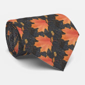 秋のカエデの葉のタイ ネクタイ (ロール)