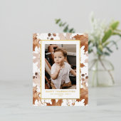 秋のカエデ離れメの幸せな感謝祭の写真 箔シーズンポストカード (立ち正面)